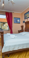 Amoret Apartments