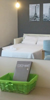 Amphitryon Hotel