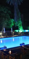 Amphitryon Hotel