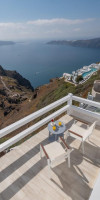 Anemos Cave Suites