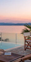 Arte Pefki Beachfront Suites