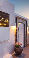 Athina Luxury Suites