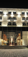 Avala Resort & Villas