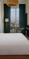 Avani Plus Palm View Dubai Hotel & Suites