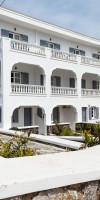 Avraki Hotel