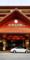 Baumanburi Hotel