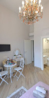 B&B VERZUS