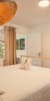 BEAU VALLON BUNGALOWS