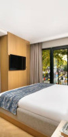 BENTLEY HOTEL OLD CITY