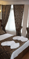 Big Apple Hotel