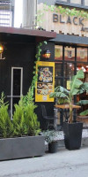 Black Art Otel