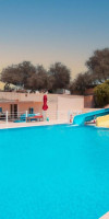 BM Beach Hotel