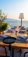 Bougainville Bay Hotel