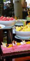 Pegasus Reef Hotel