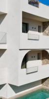 Cabana White Boutique Hotel & Suites