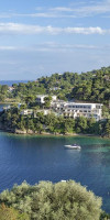 Cape Kanapitsa Hotel & Suites