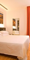 Card International Hotel