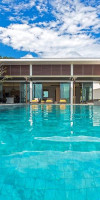 CasaBay Luxury Pool Villas