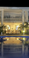 CHATEAU ELYSIUM