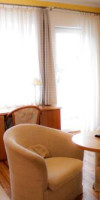 Chicken King's Rooms