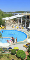 Sanders Rio Garden