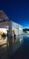 Tesoro Hotel