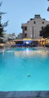 CLUB SEMA SUITE HOTEL