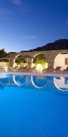 Coriva Beach Hotel & Bungalows