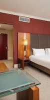 CROWNE PLAZA LONDON EALING