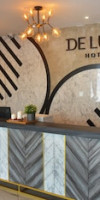DE LUNA HOTEL