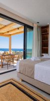 Deos Luxury Suites - Adults Only