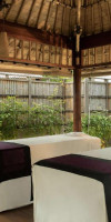 Dhawa Ihuru Resort