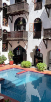 Dhow Palace Hotel