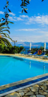 Dionysos Apartments