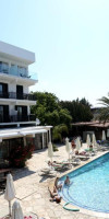 Dionysos Central Hotel