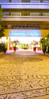 Dionysos Hotel