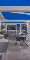 Dionysos Hotel & Suites