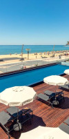 Dom Jose Beach