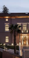 Domus Blanc Boutique Hotel