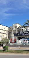DREAM WORLD PALACE