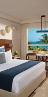 Dreams Sands Cancun Resort & Spa
