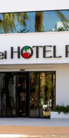 El Hotel Pacha