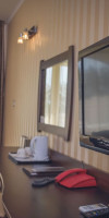 Elpida Beach Hotel