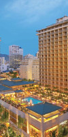 Embassy Suites by Hilton Waikiki Beach Walk