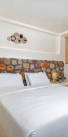 Eolithos Suites