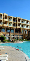 Evia Hotel & Suites 