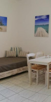 EVINA Rooms & Villas Shotels