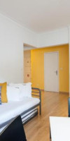 FEELS LIKE HOME LARGE AND COSY APARTMENT IN LAPA