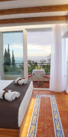Felix Residence