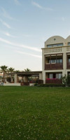 Giannoulis - Santa Marina Plaza